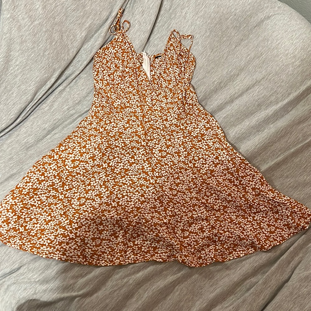 floral flowy mini dress